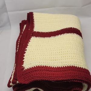 vintage Granny Square beige and redafghan crochet